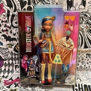 Monster High Cleo De Nile Doll with Blue and Gold Ensemble